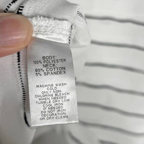 Ann Taylor LOFT Medium White Black Textured Stripe Camisole Tank Top Scoop Neck - Picture 6 of 7